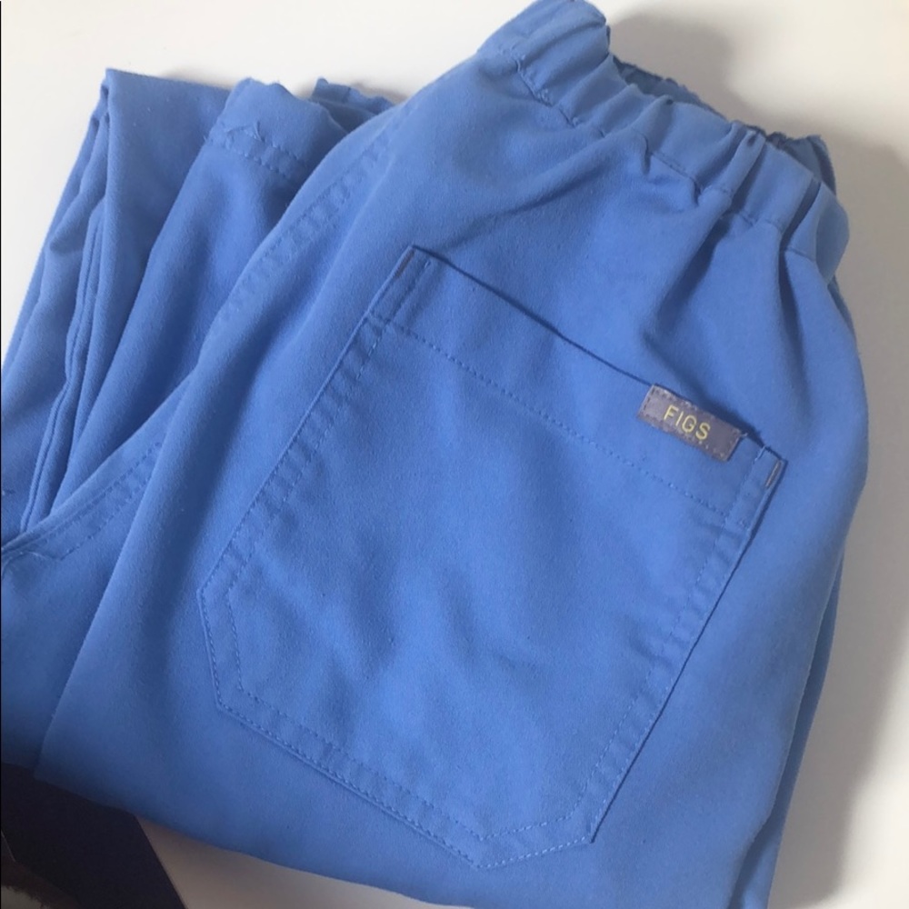Figs scrubs
